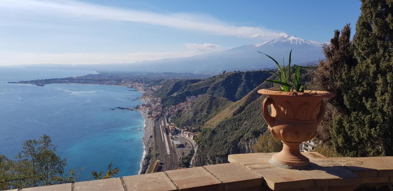 Casa Capri Apartment Giardini Naxos Luaran gambar